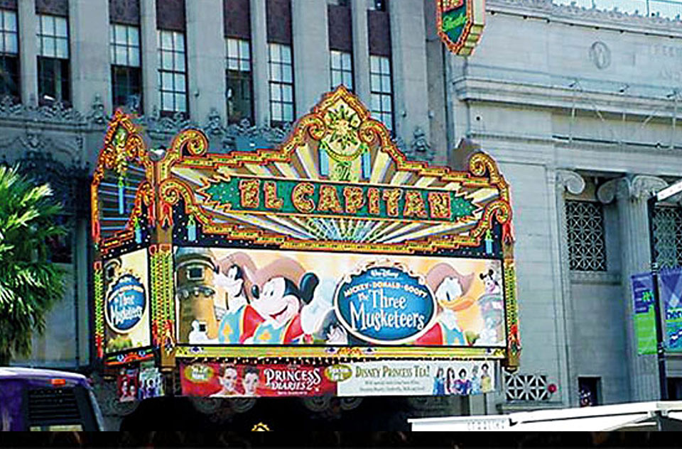 EL Capitan Theatre Hollywood, USA